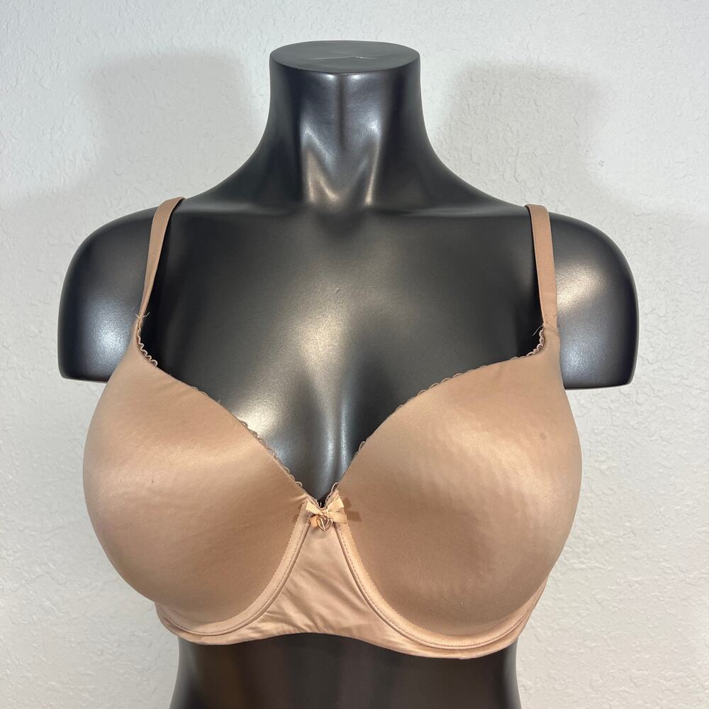 Victoria's Secret Bra Body by Victoria Lined Demi Underwire Size 38DD